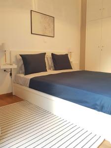 Colourful Apartment in the heart of Athens