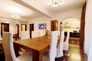 Apartman Sorica Apartment Azuga Rumunjska