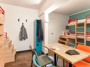Hotels hotelF1 Paris Gennevilliers : photos des chambres