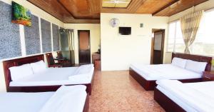 Phòng gia đình cho 8 người (Family Room for 8 People)