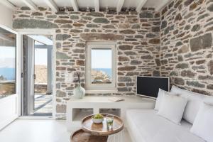Eneos Beach VillasBelvedere Villa