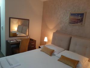 Deluxe Double Room room in Hotel Usce