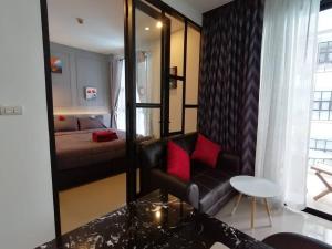 Palmyrah Surin Beach By Risa