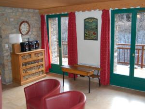 Chalets Beautiful Chalet in Champagny en Vanoise with Sauna : photos des chambres