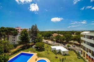 Modern Top Floor Apartment 60m2 - Balcony with Pool & Sea View - Vilamoura