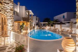 Zefi Hotel & Suites Paros Greece