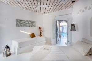 Zefi Hotel & Suites Paros Greece