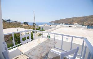 Studios Akrogiali Amorgos Greece