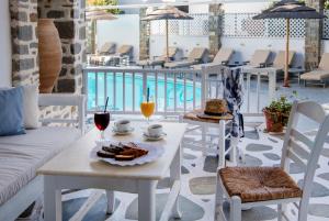 Zefi Hotel & Suites Paros Greece