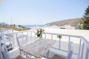 Studios Akrogiali Amorgos Greece