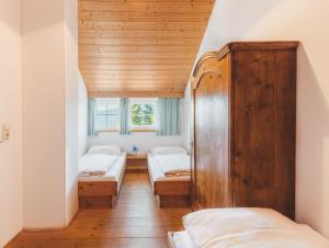 Alpine Cabin