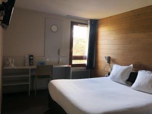 Hotels Logis Hotel-Restaurant Les Loges : Chambre Lits Jumeaux