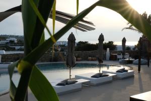 Ostraco Suites Myconos Greece