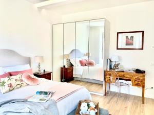 NR8 - Santa Croce Apartment