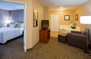King Suite with Spa Bath room in GrandStay Residential Suites Hotel Faribault