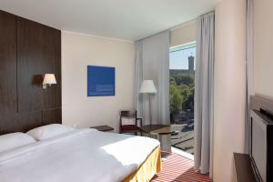 Family Suite room in Park Inn by Radisson Meriton Conference & Spa Hotel Tallinn