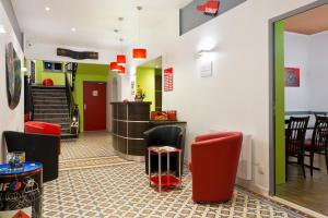 Enzo Hotels Contrexeville by Kyriad Direct : photos des chambres