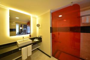Guest Room room in Park Inn by Radisson Ankara Cankaya