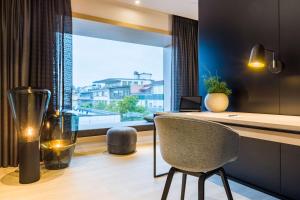 Superior Room - Bay Window room in Radisson Blu Hotel Mannheim