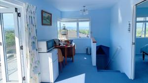 Panoramic View Apartment Without a Kitchen