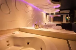 Tout Motel (Adults Only) - Tanquinho