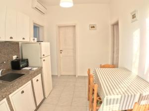 WHITE POOL 4P Matino - Gallipoli