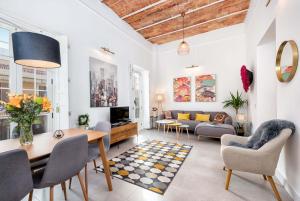 Two-Bedroom Apartment room in Solaga - Casapalma