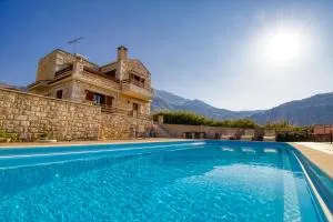 Lake Villas - Mouríon