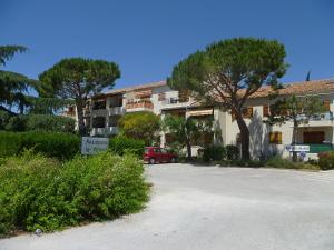 Appartements Apartment Provence Village-3 by Interhome : photos des chambres