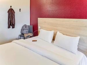 Hotels hotelF1 Les Ulis Courtaboeuf : photos des chambres