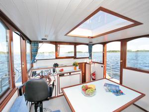 Bateaux-hotels Hausboote in Niderviller : photos des chambres