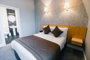 Double Room room in The Station Hotel