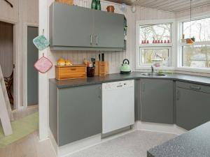 8 person holiday home in Glesborg-By Traum