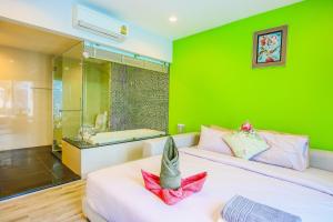 The Crest Santora by Wanida monthly rate