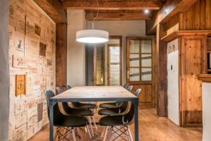 Casa Es Pletieus by Totiaran