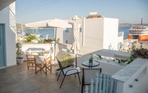 Emily's Suites Milos Greece