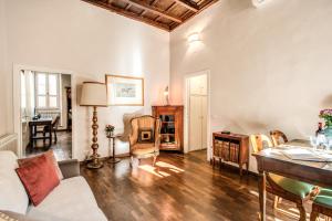 Borgo Pio Passetto Papale