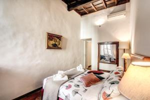 Borgo Pio Passetto Papale