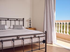 Three Graces Holiday Houses Complex