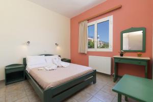 Theodora Studios & Apartments