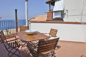 Terrazza Lucilla (by Vacation Service)