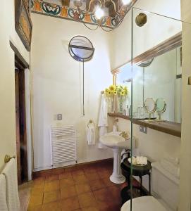 Casa de la Real Aduana Boutique Hotel