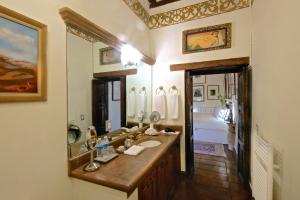 Casa de la Real Aduana Boutique Hotel