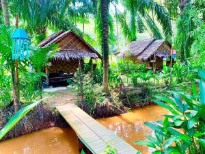 Lantacoconutgardenbungalow