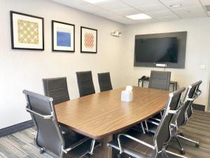 Holiday Inn Express Hotel & Suites Clewiston by IHG