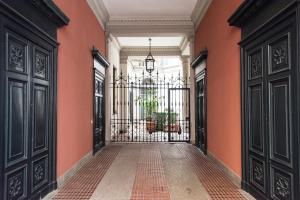 Brera District 2 Bedrooms -Youhosty