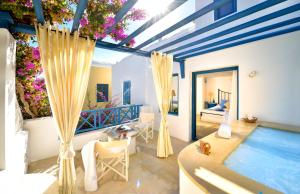 Tamarix Del Mar Suites Santorini Greece