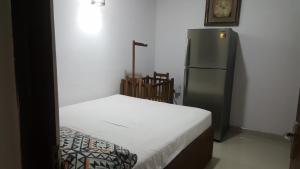 Indunil place hiriketiya with pool