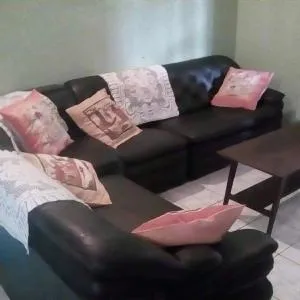 Appartement F2 50m2 centre ville sécurisé - Diego Suarez