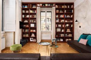 Piazza del Popolo Boutique Home